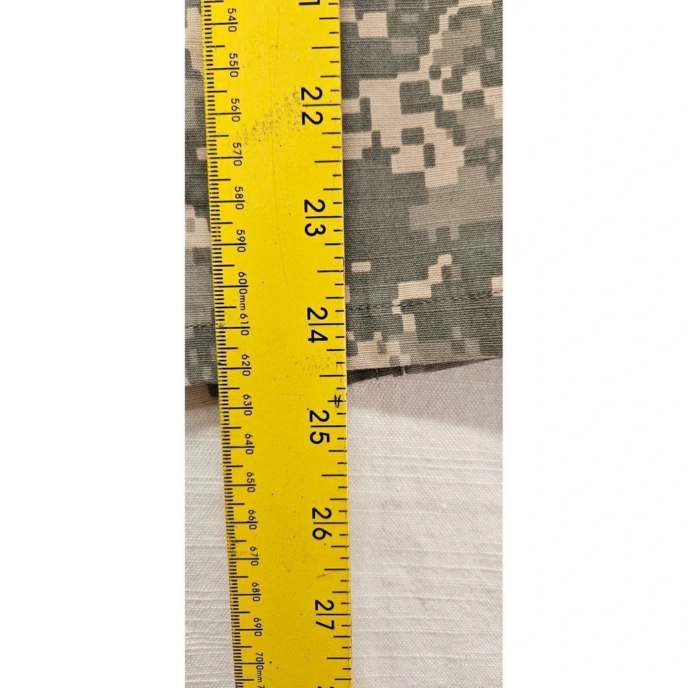 US Army ACU Digital Camo Combat Uniform Coat Jacket Small Short Sergeant Medical